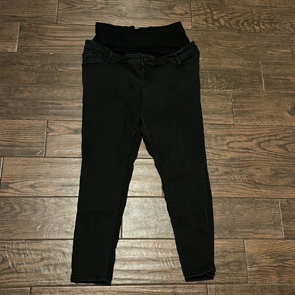 Old Navy Rockstar Super Skinny Full Panel Maternity Jeans